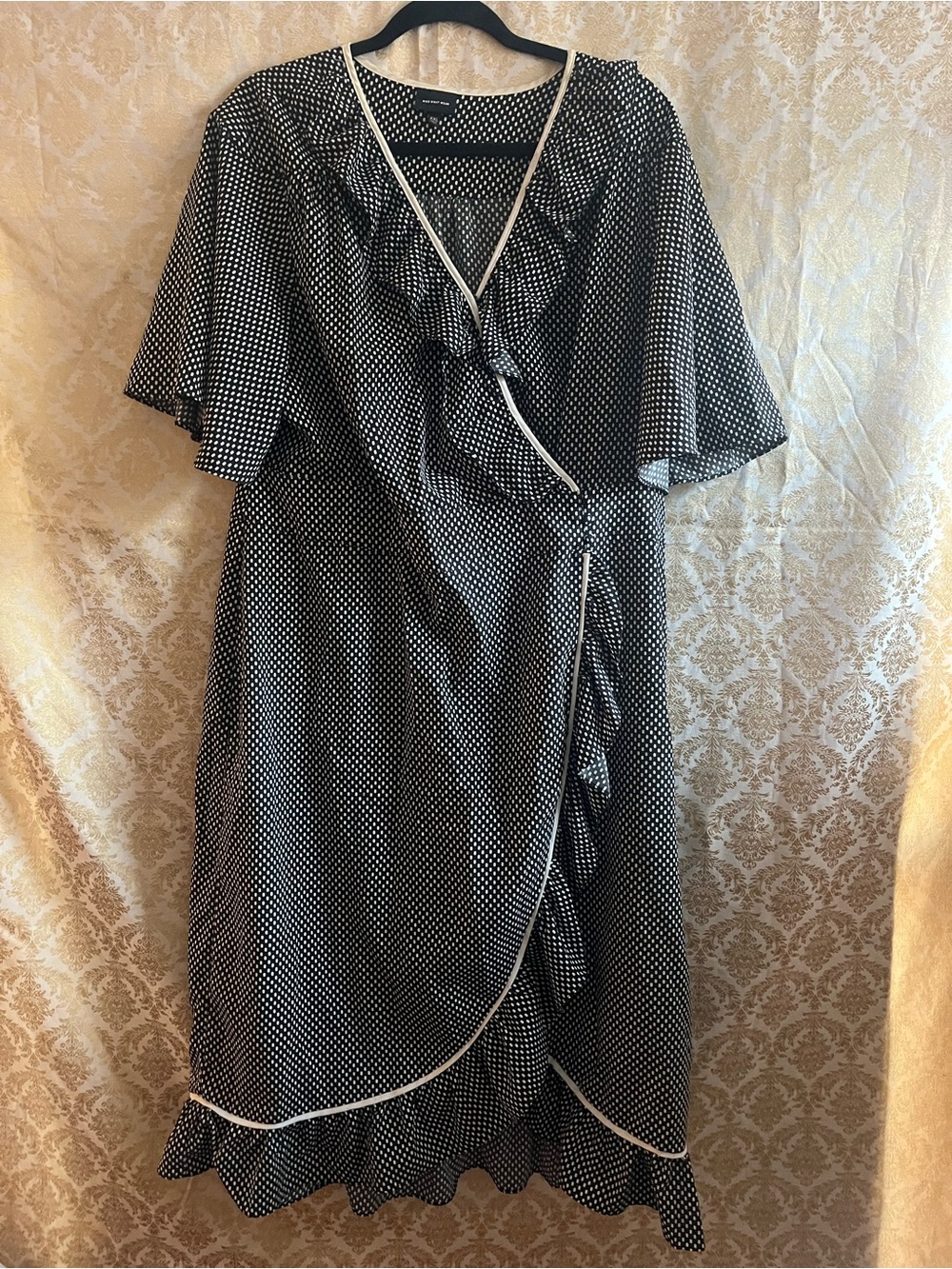 Who What Wear XXL Black Polka Dot Wrap Midi Dress